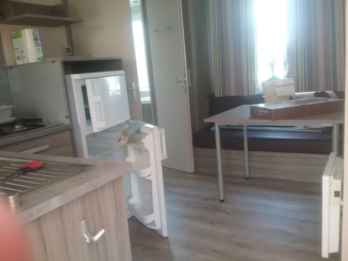 Mobil Home Paradisiaque Crots المظهر الخارجي الصورة